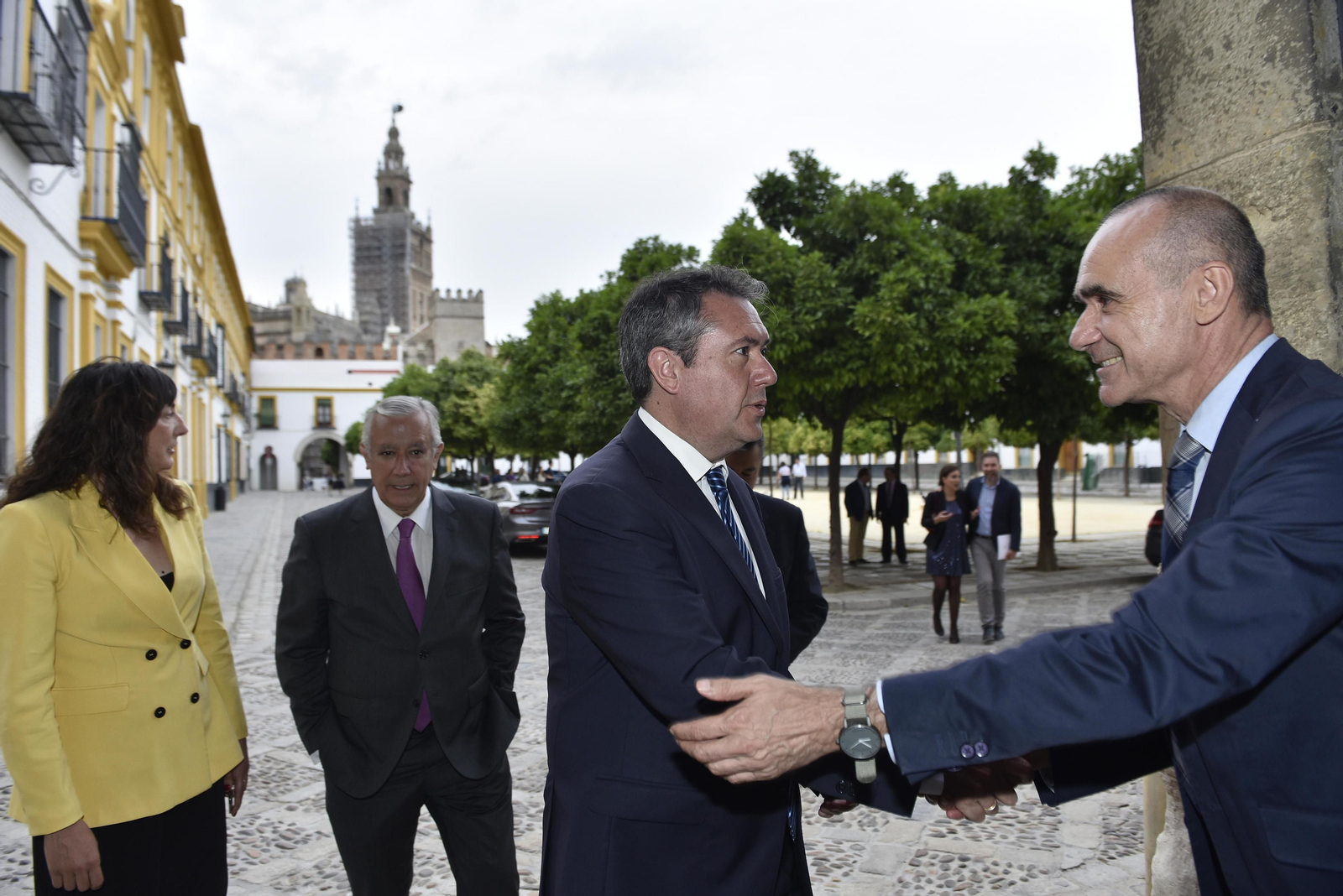 Los asistentes al VII Premio Manuel Clavero