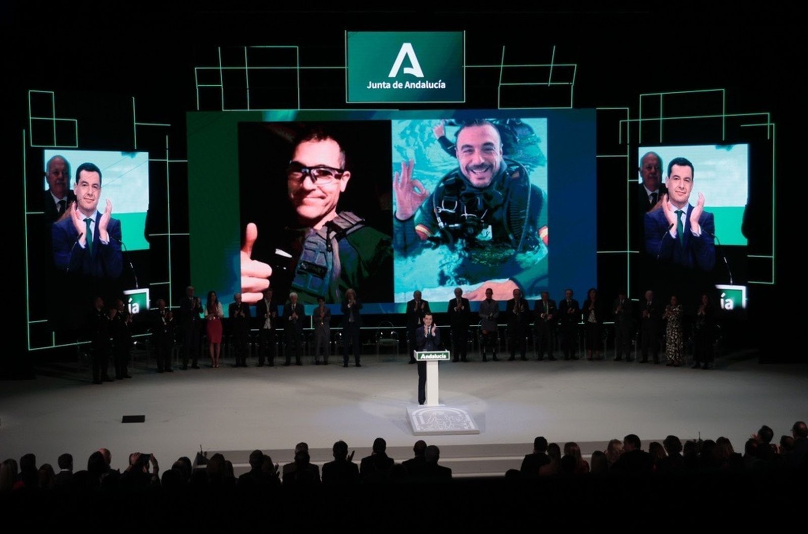 Recuerdo a los guardia civiles asesinados en Barbate en las Medallas de Andalucía