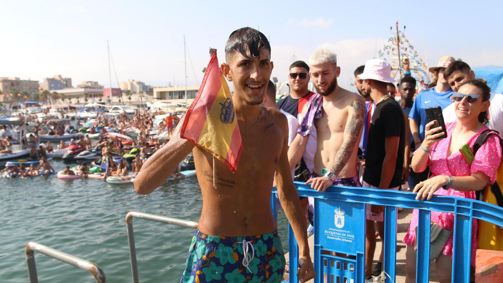 El ganador de la cucaña obtiene 400 euros.