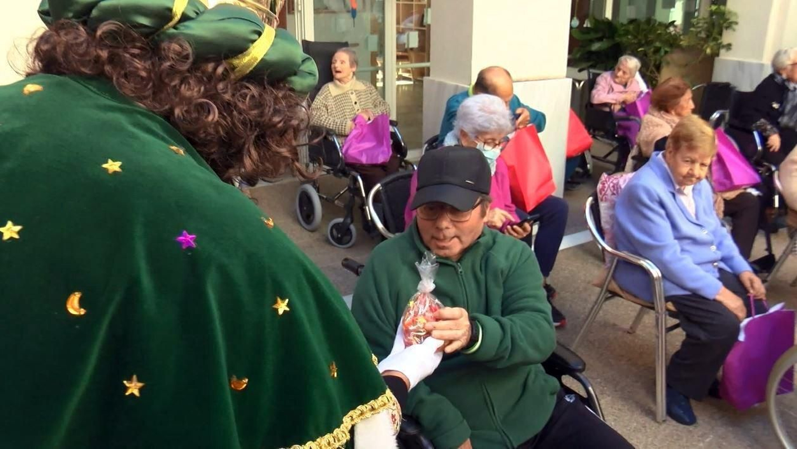 Reyes Magos en Puerto Real 2023: Visita a los centros asistenciales