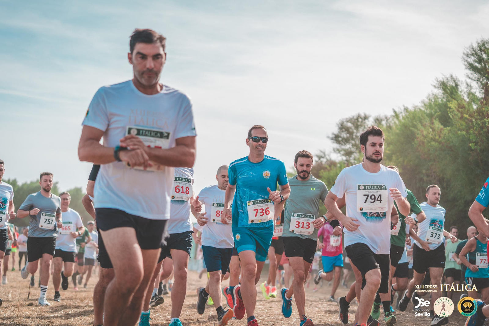 Búscate en las fotos del Cross de Itálica 2025 | 2