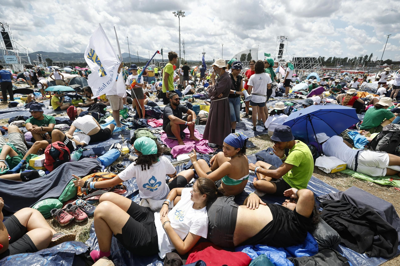 Pope Leo XIV celebrat (14125739).jpg