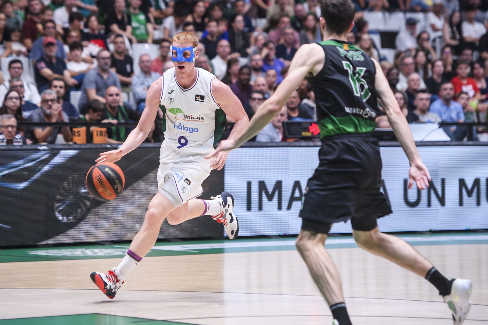 Alberto Díaz, ante Vives.