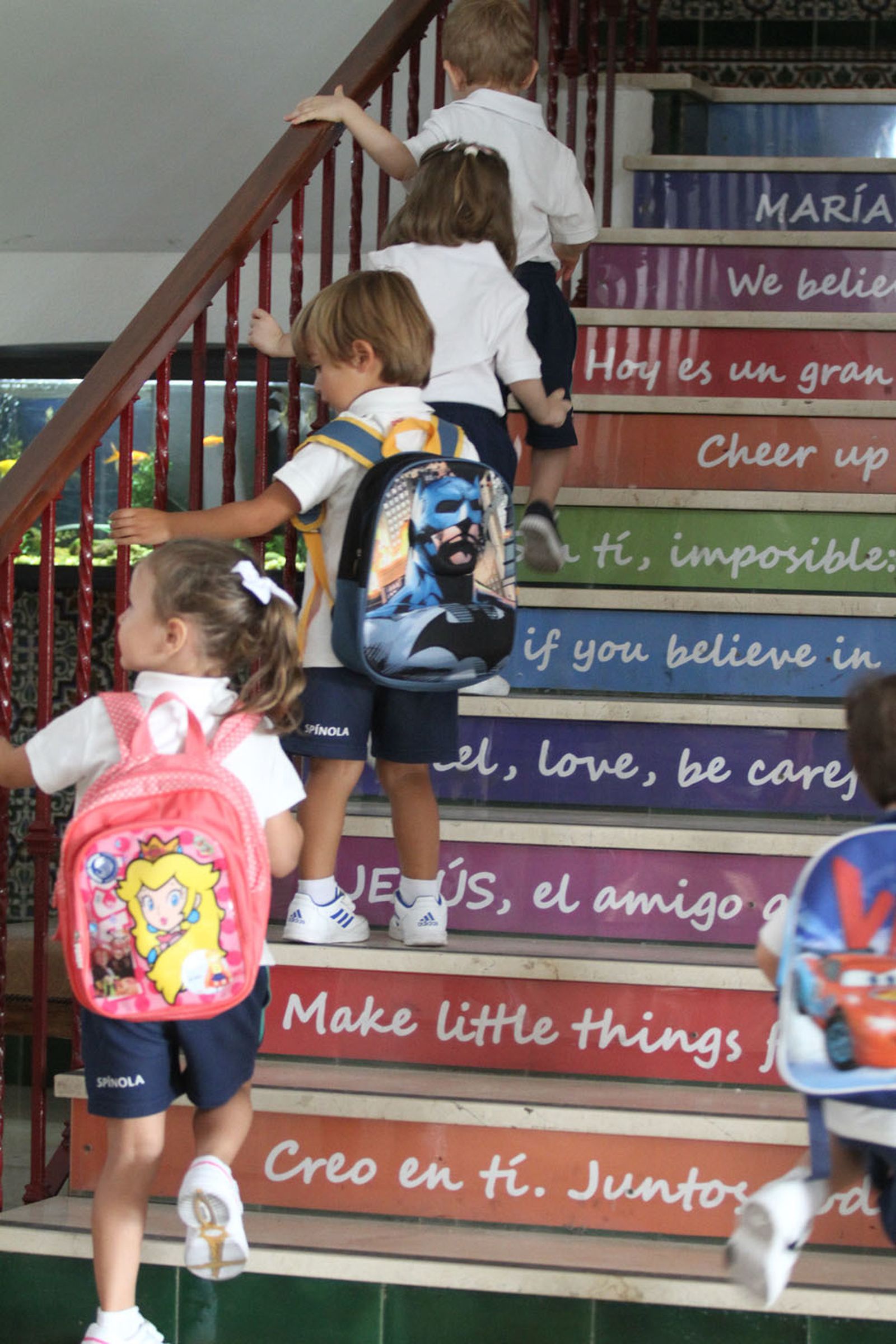 la vuelta al cole en los colegios de Huelva en Imágenes