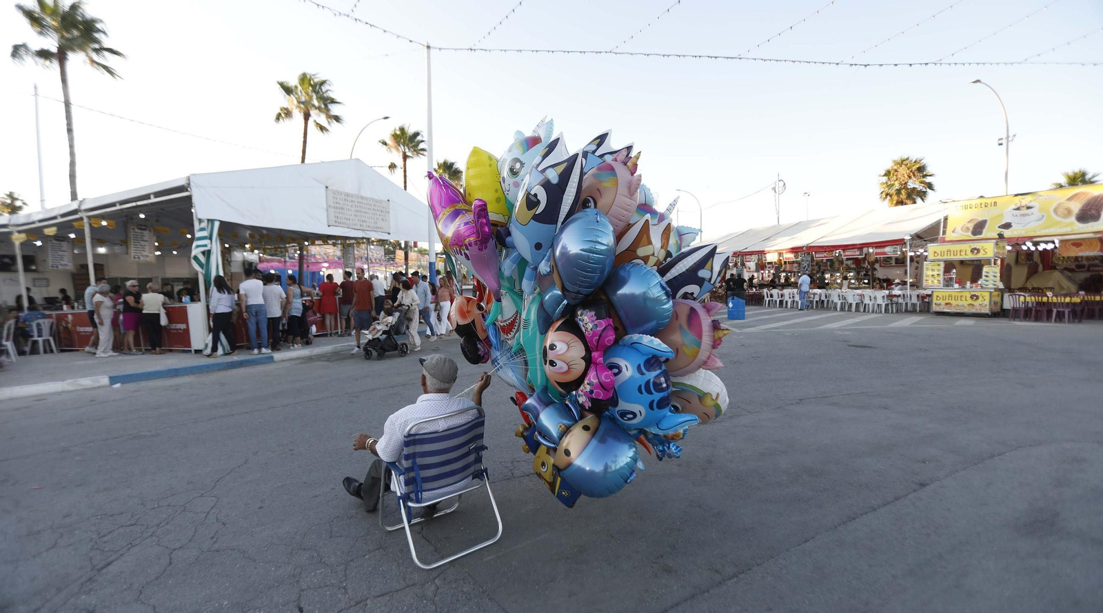 Búscate en la fotos del sábado de Feria en La Línea