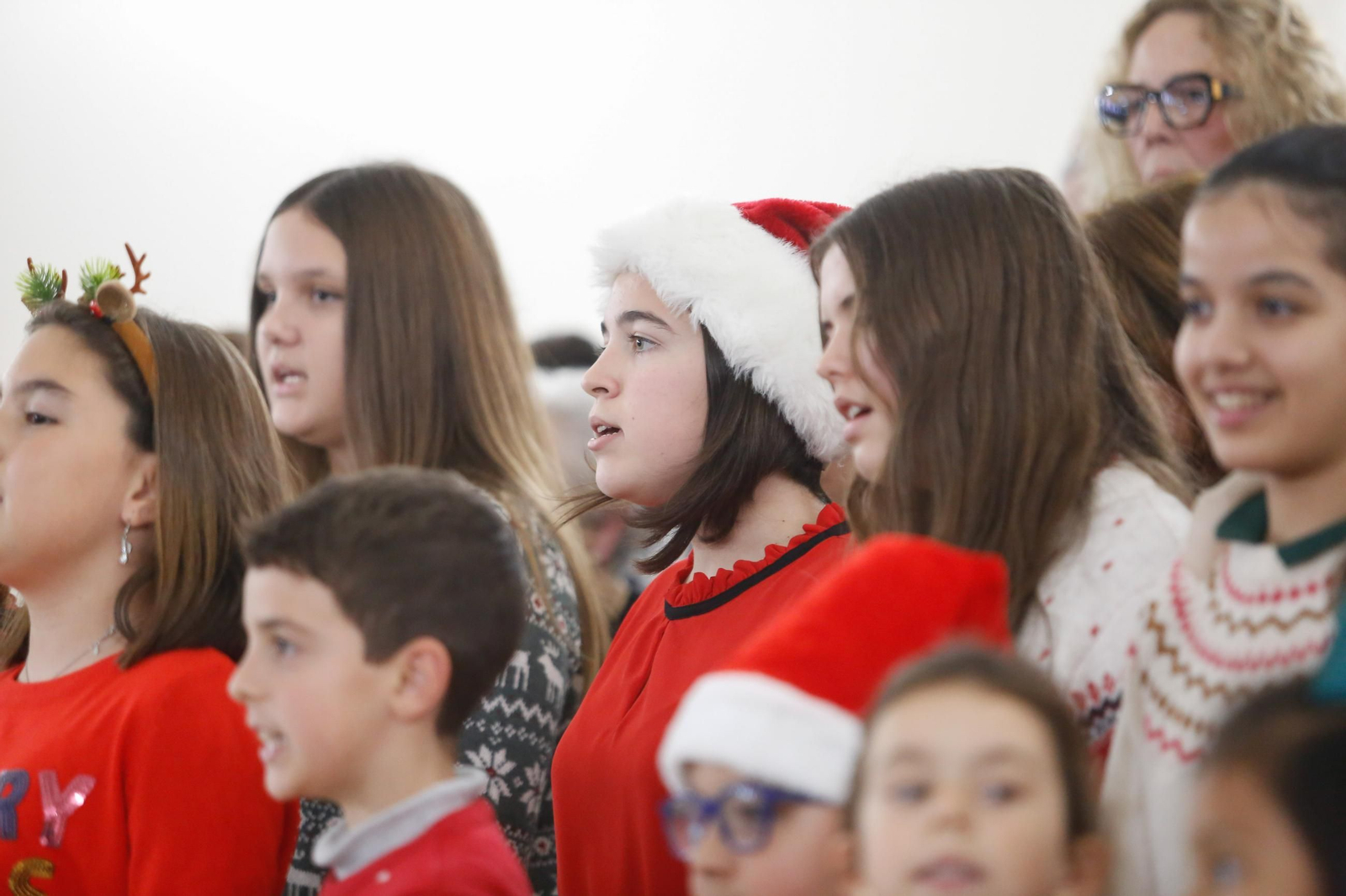 Las fotos del homenaje al padre Pedro por sus 50 años de entrega absoluta a la Piñera