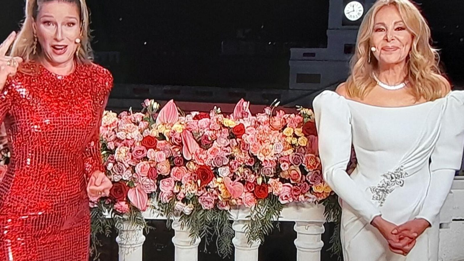 Anne Igartiburu y Ana Obregón