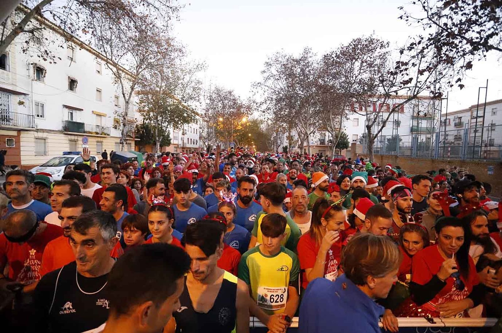 Imágenes de la carrera de San Silvestre en Huelva