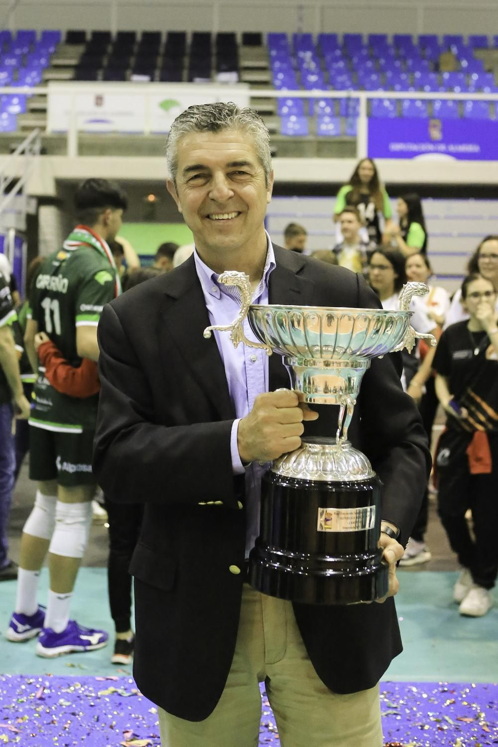 Antonio Rodríguez, con la Superliga.