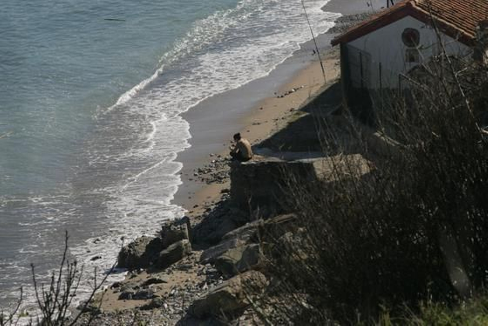 La marea histórica se vivió en las playas del Campo de Gibraltar con mucha espectación, sobre todo en la de Poniente de La Línea y El Rinconcillo de Algeciras./Fotos:Paco Guerrero/Shus Terán/J.M.Quiñones

Foto: Paco Guerrero/J.M.Q./Shus Teran/