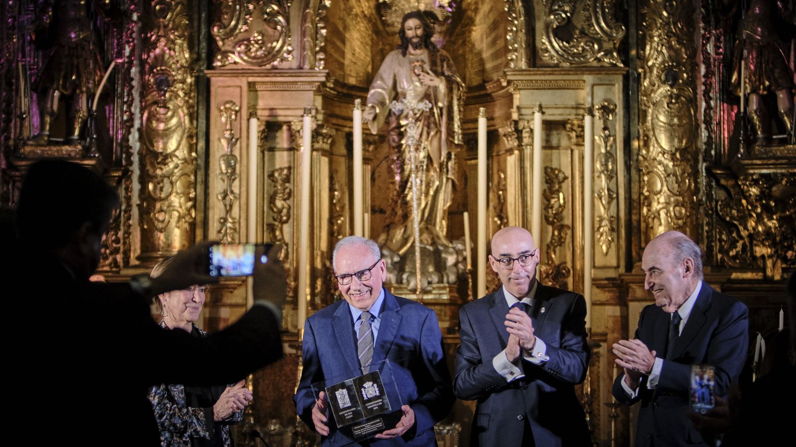 El Colegio de Abogados entrega el Premio Pérez Llorca a Alfonso Guerra en el Oratorio de San Felipe