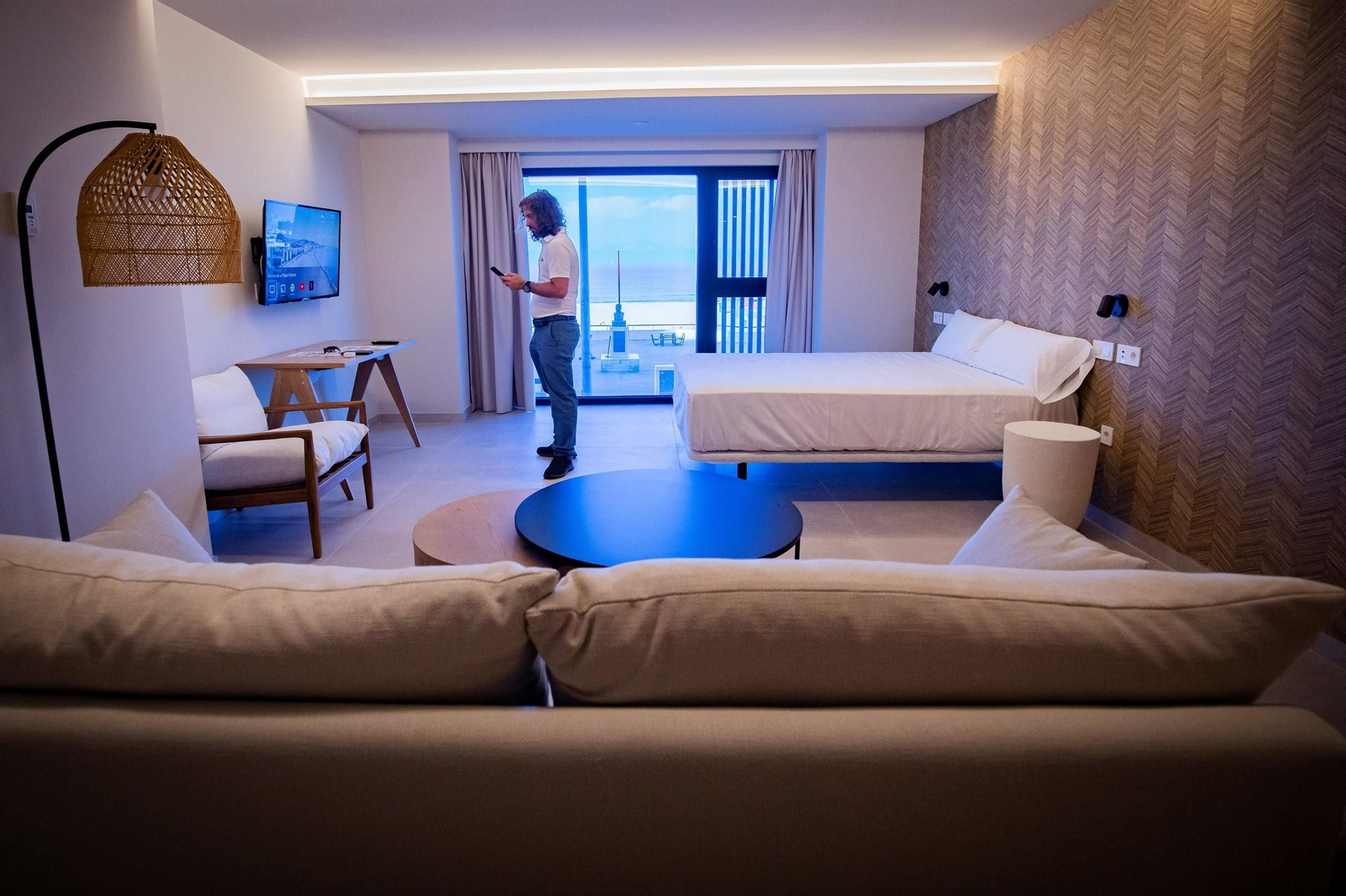 Apartamento turístico frente a la playa de La Victoria.