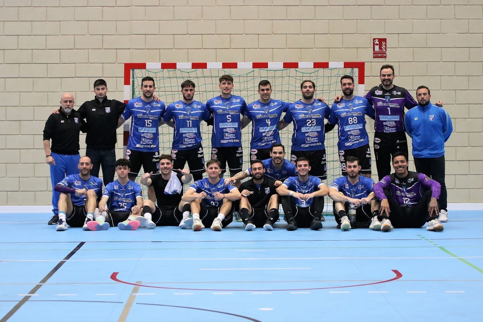 El equipo almeriense posa antes del encuentro