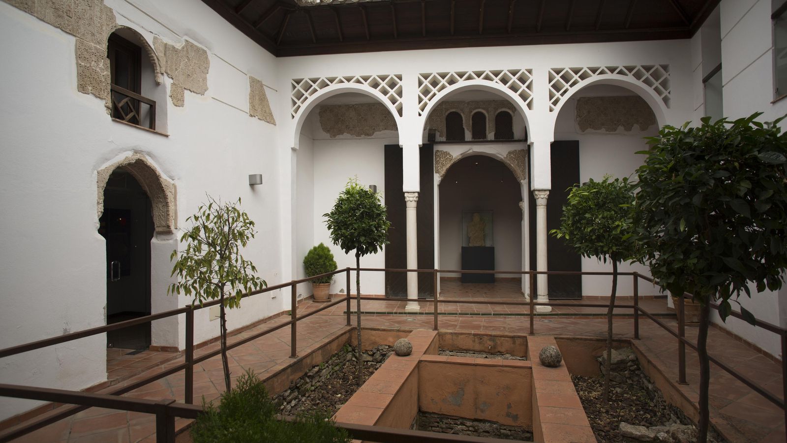 El patio interior de la Casa del Gigante.