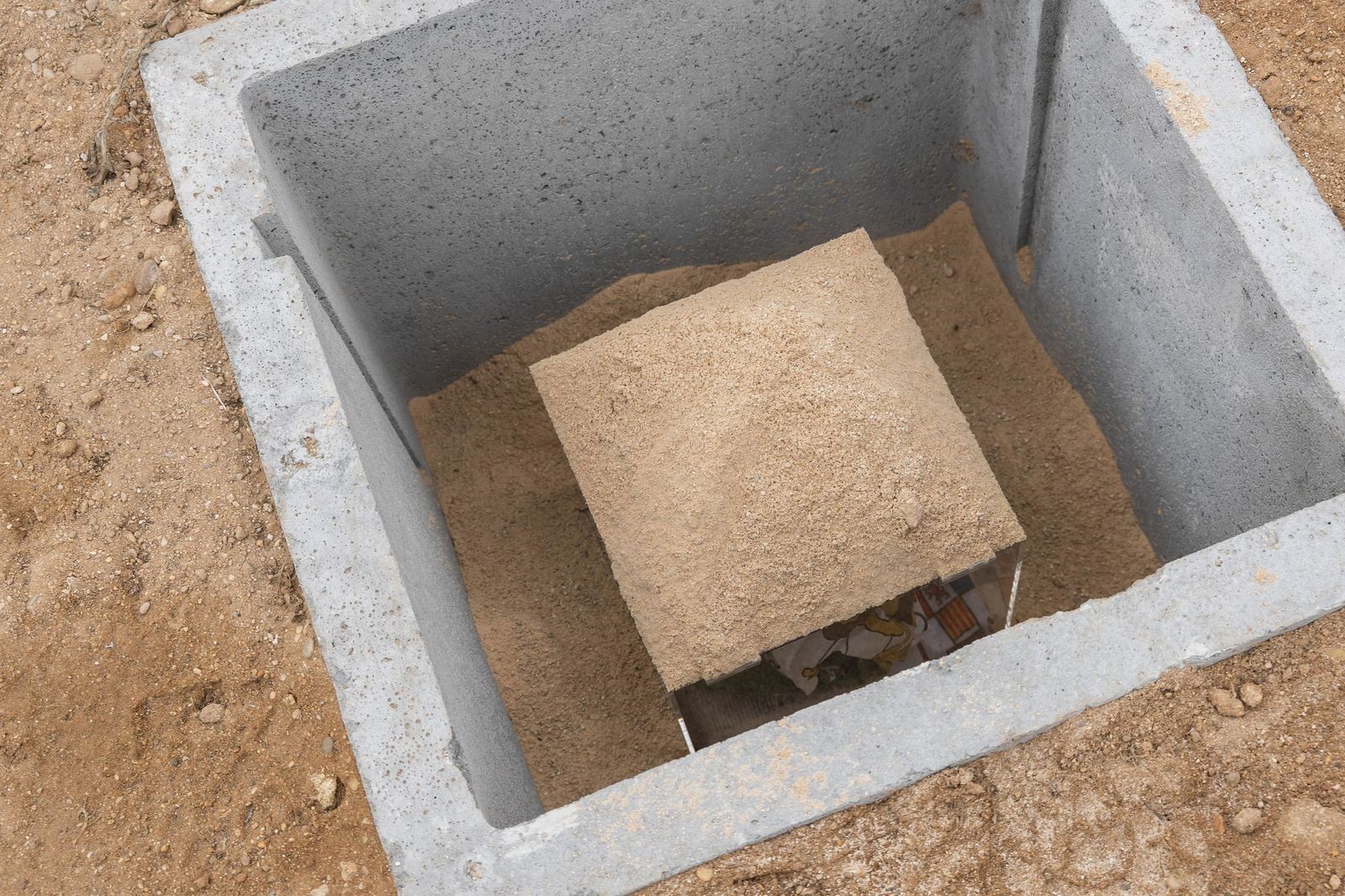 Las mejores imágenes de la colocación de la primera piedra del nuevo IES Las Marinas de Roquetas