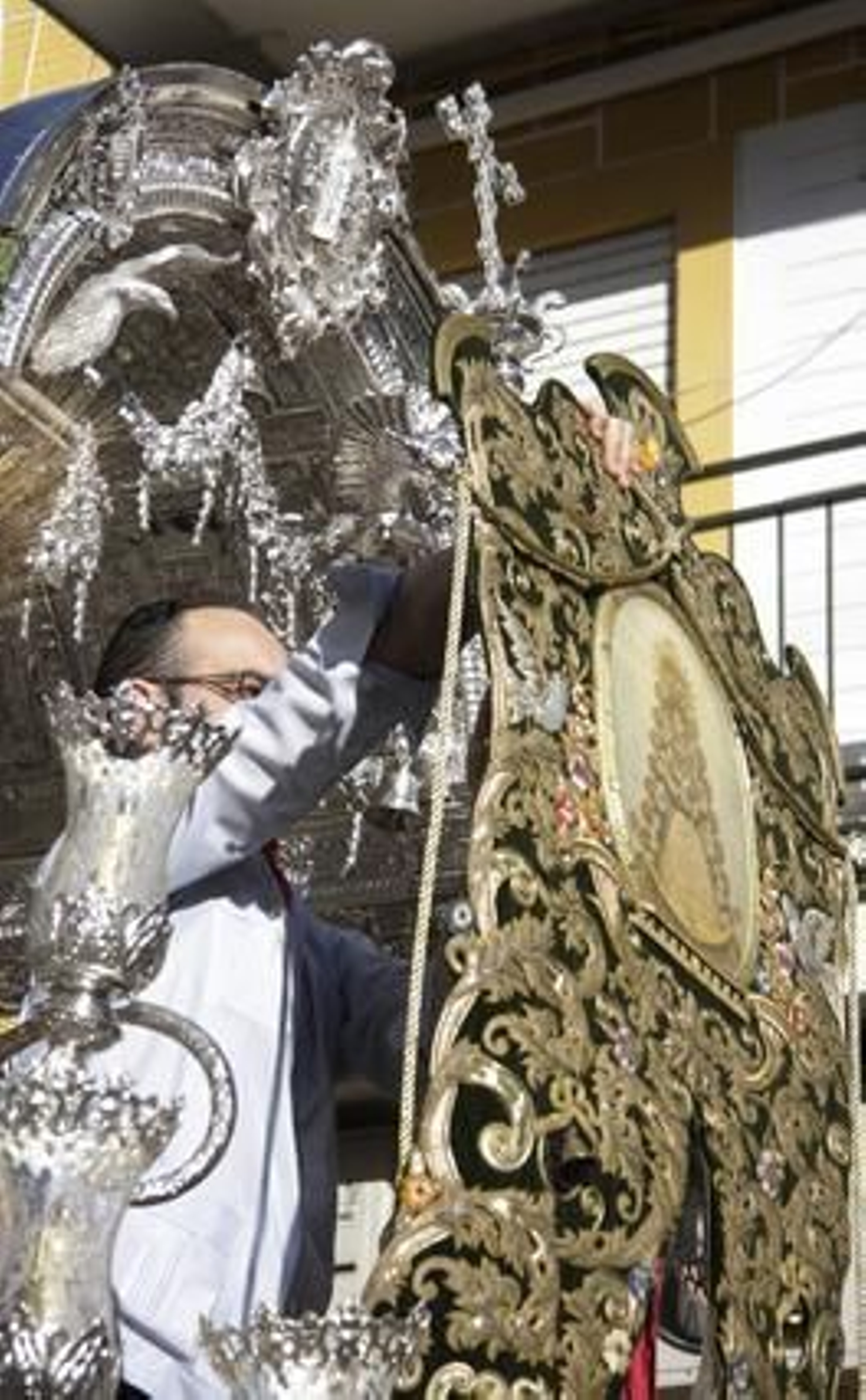 La Hermandad del Cerro del Águila inicia su peregrinación hacia El Rocío.

Foto: BELEN VARGAS