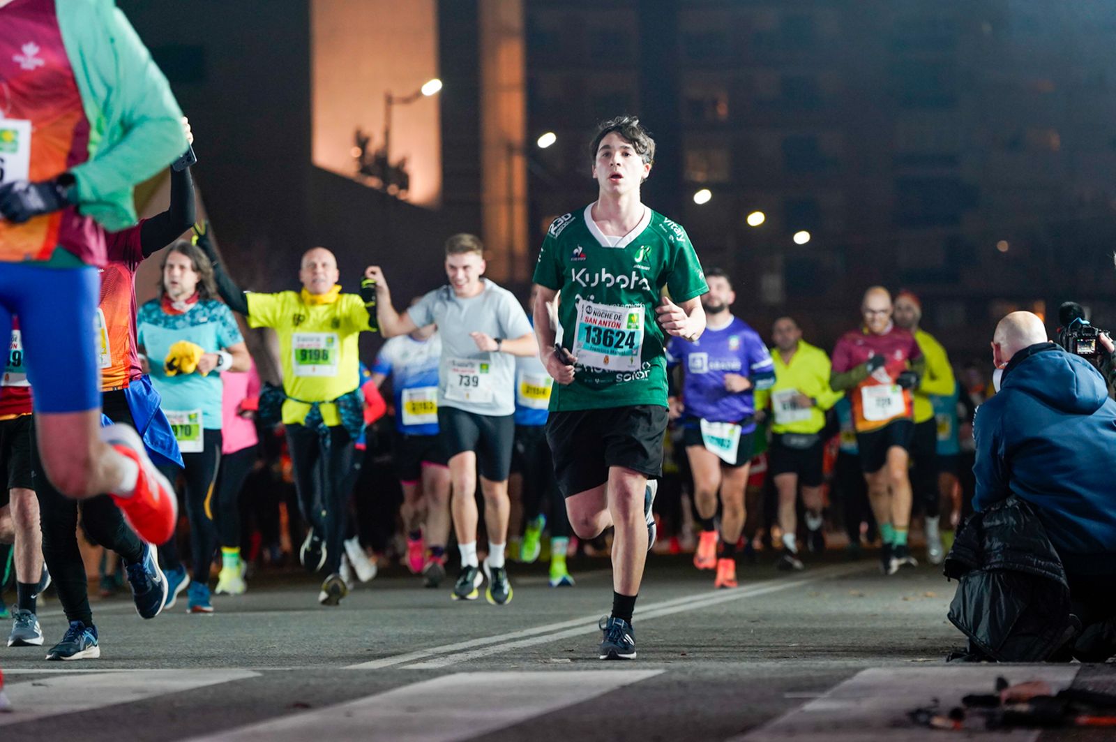 En imágenes: búscate en tu llegada a meta de la Carrera de San Antón 2026 (14)