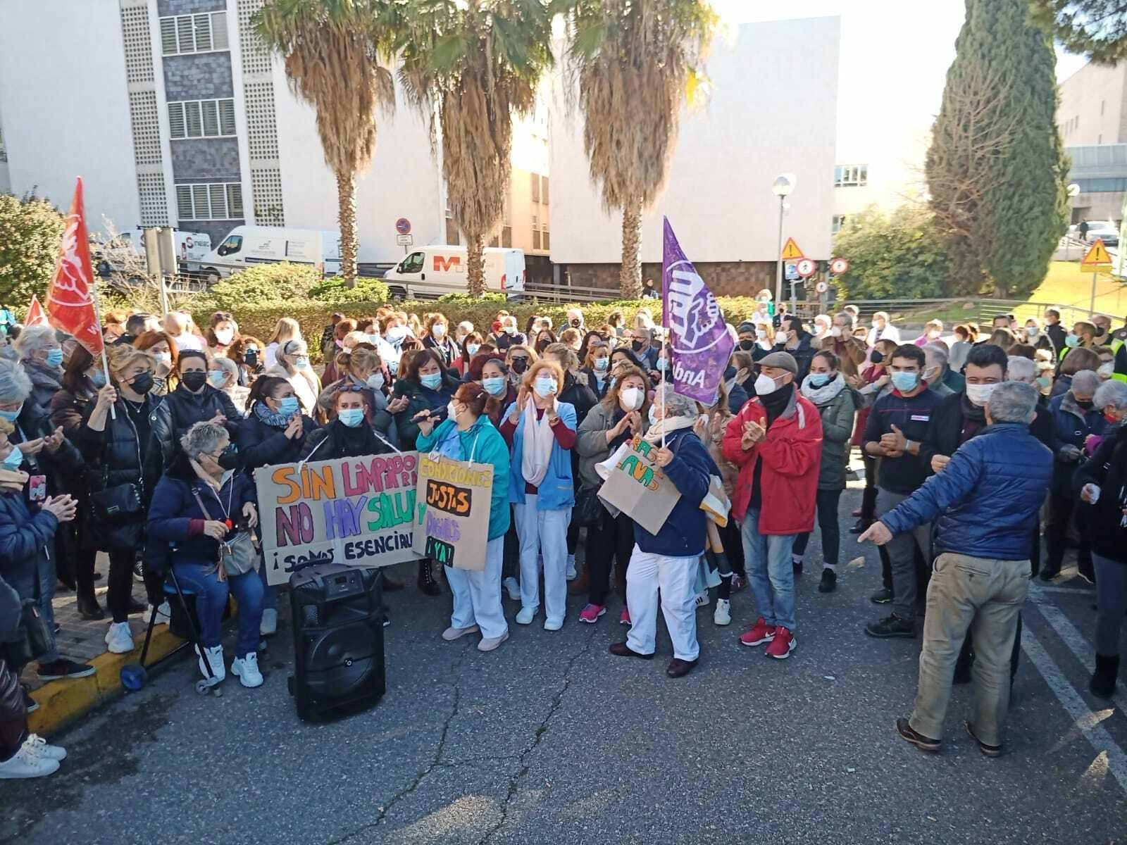 Huelga de las limpiadoras en el Reina Sofía.
