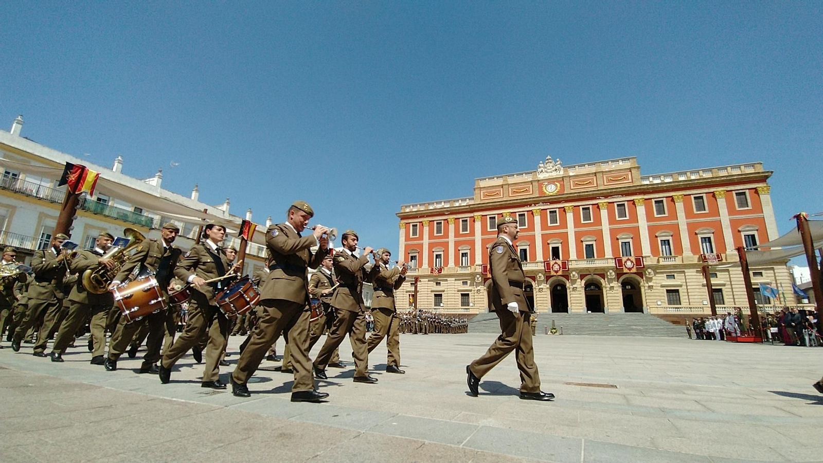 Las imágenes de la jura de bandera celebrada en San Fernando