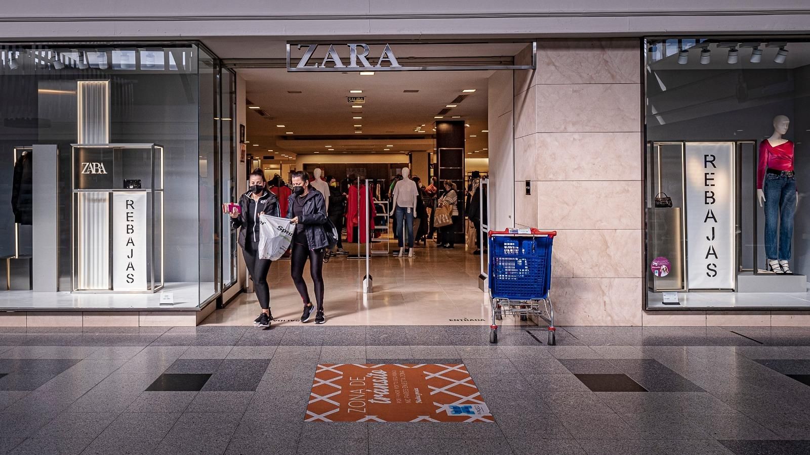 La tienda Zara, en una imagen de su último día de apertura en El Puerto.