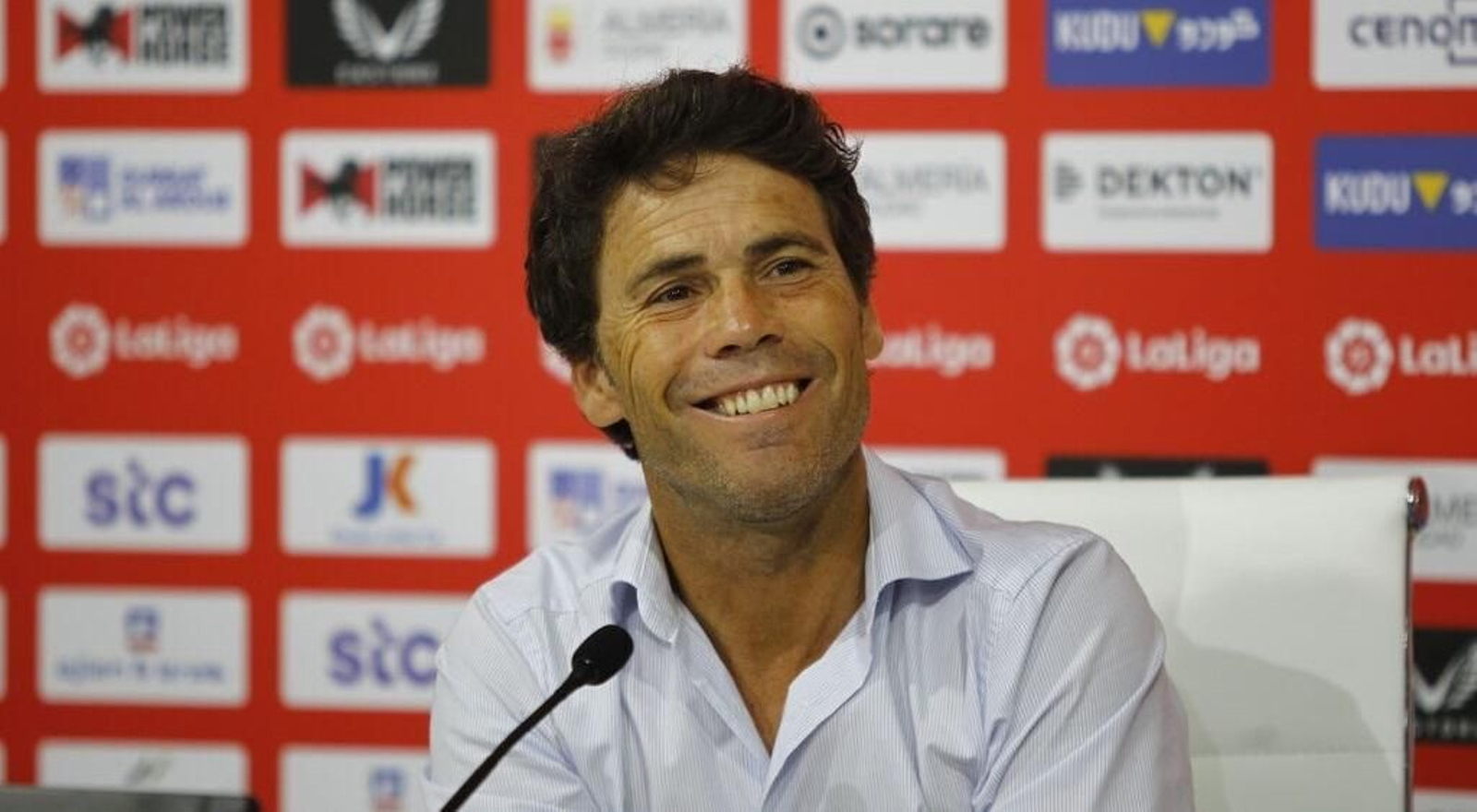 Rubi sonríe en su última rueda de prensa