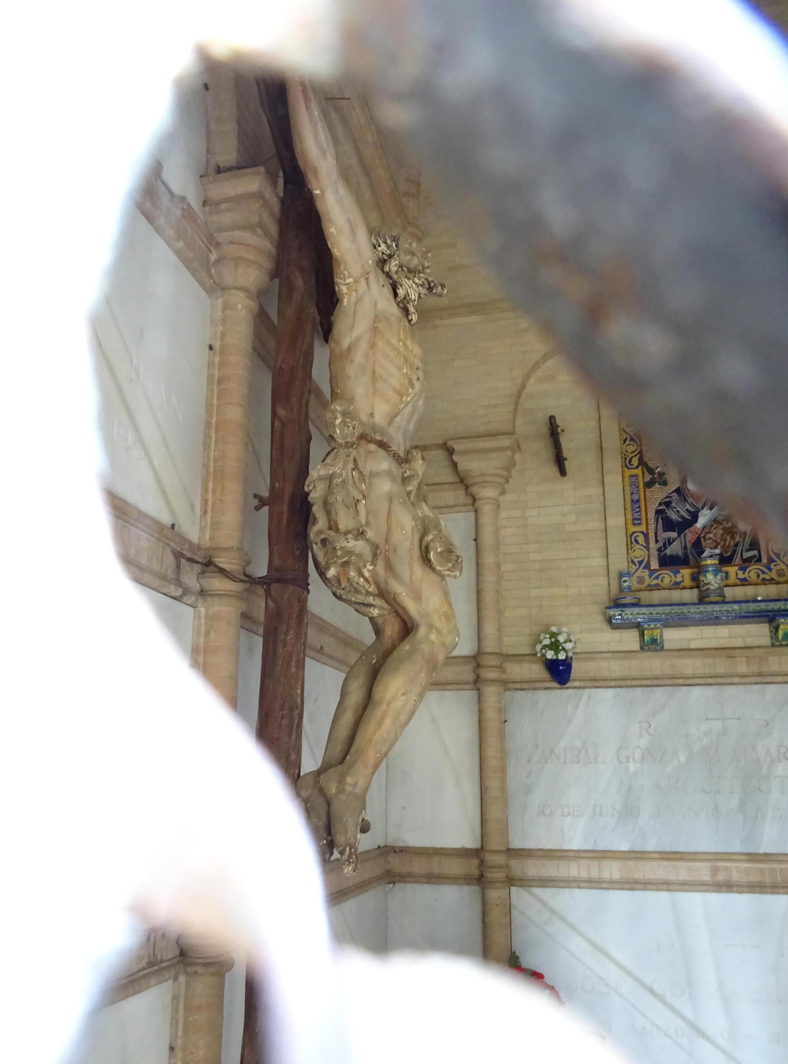 La copia del Cachorro que se encuentra en el panteón.