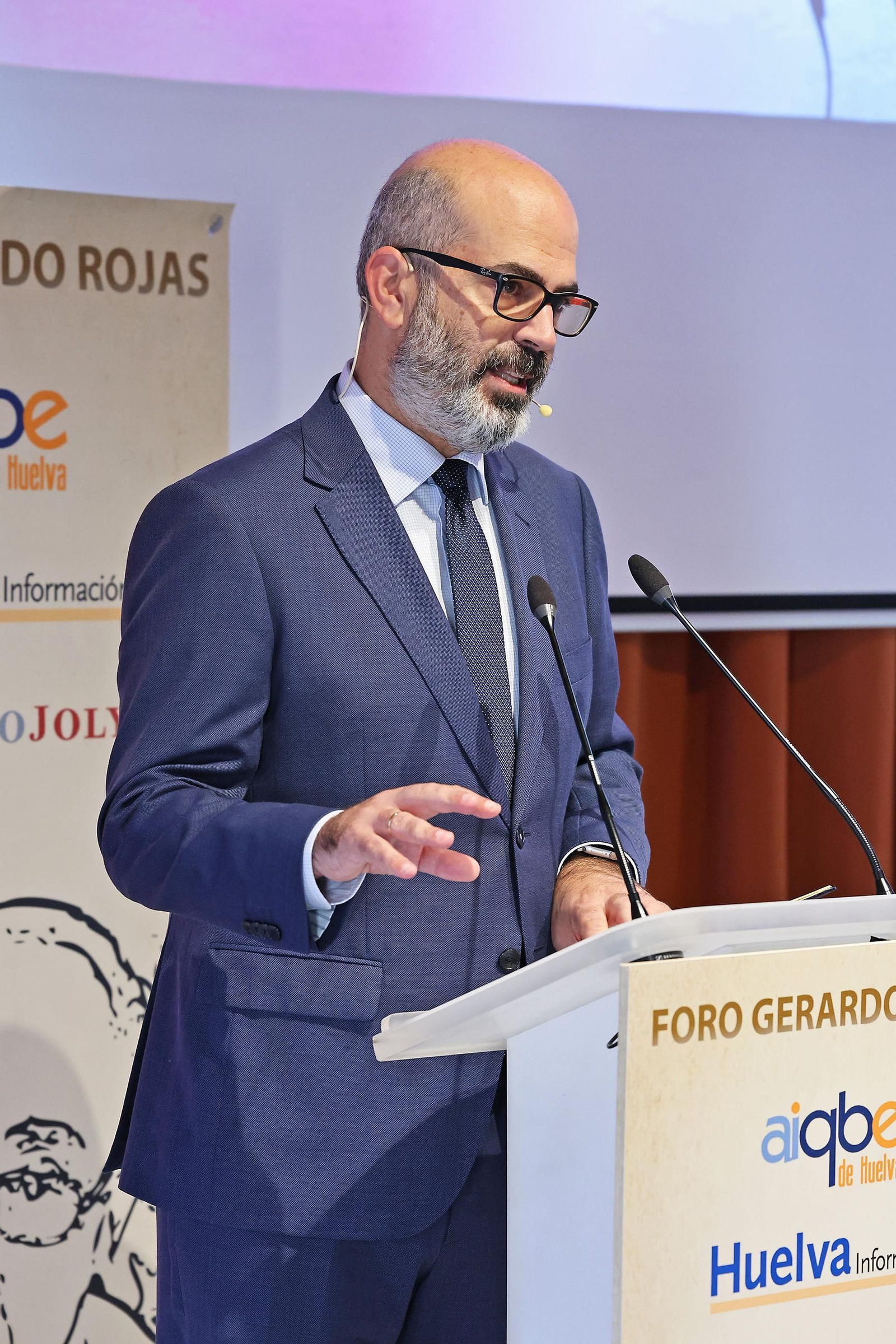Imágenes del Foro Gerardo Rojas con la intervención de Antonio Joyanes, Vicepresidente ejecutivo de parque energéticos y exploración y producción de Moeve