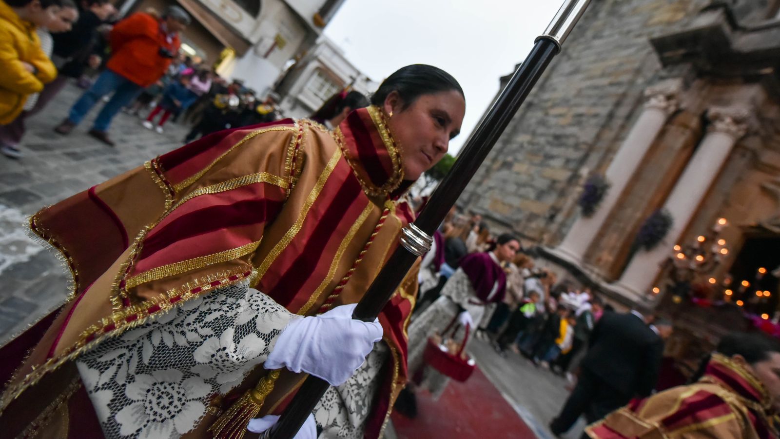 Fotos del Martes Santos en Tarifa: Santisimo Cristo de la Salud y Nuestra Señora de los Dolores