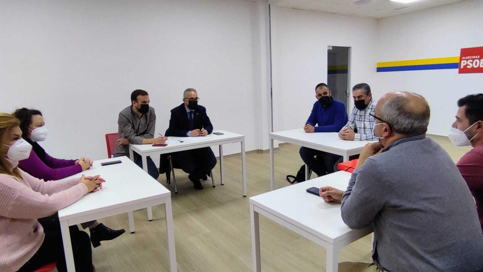 Reunión del PSOE con el comité de empresa La Marchenilla.