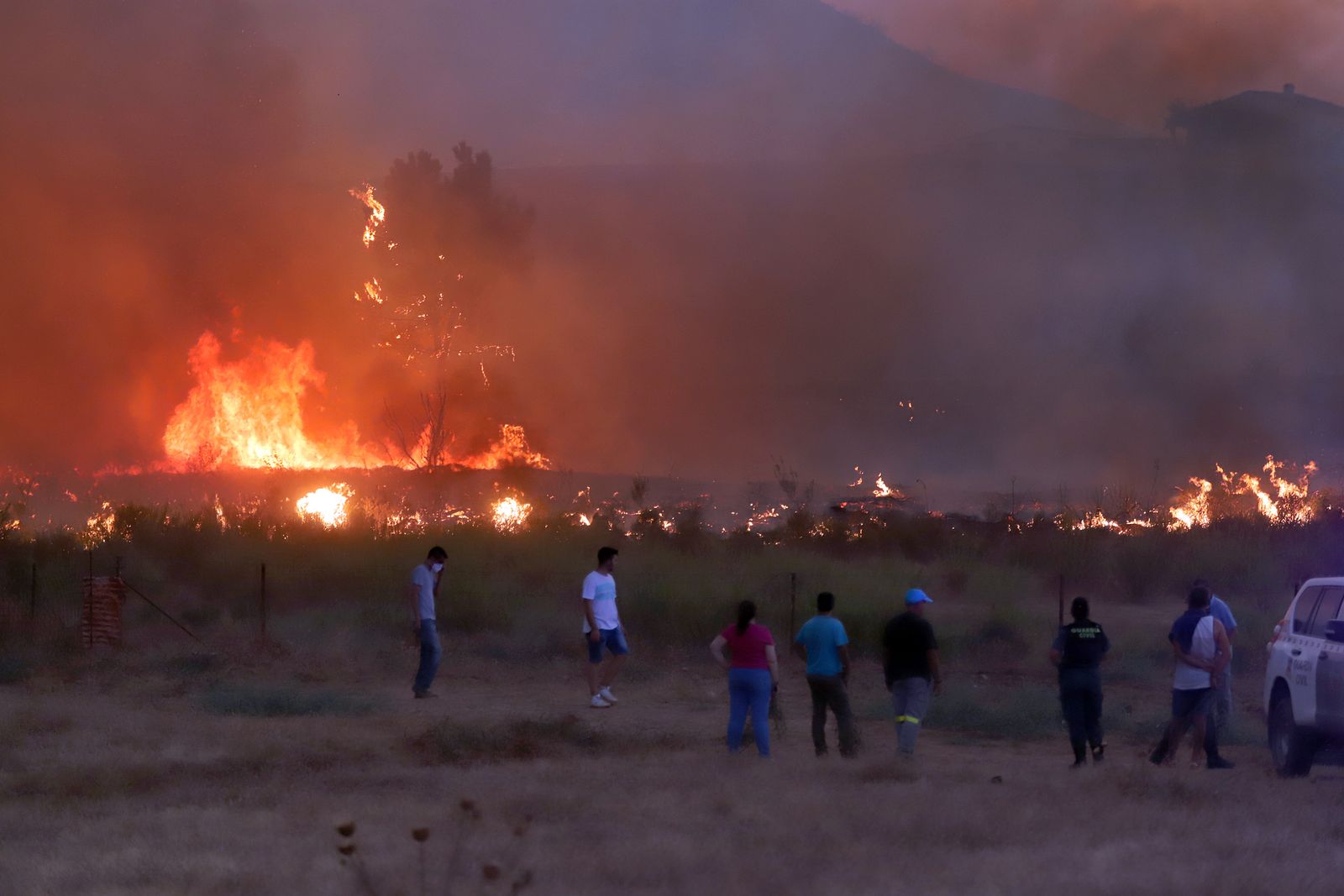Imágenes del incendio en Almonaster La Real