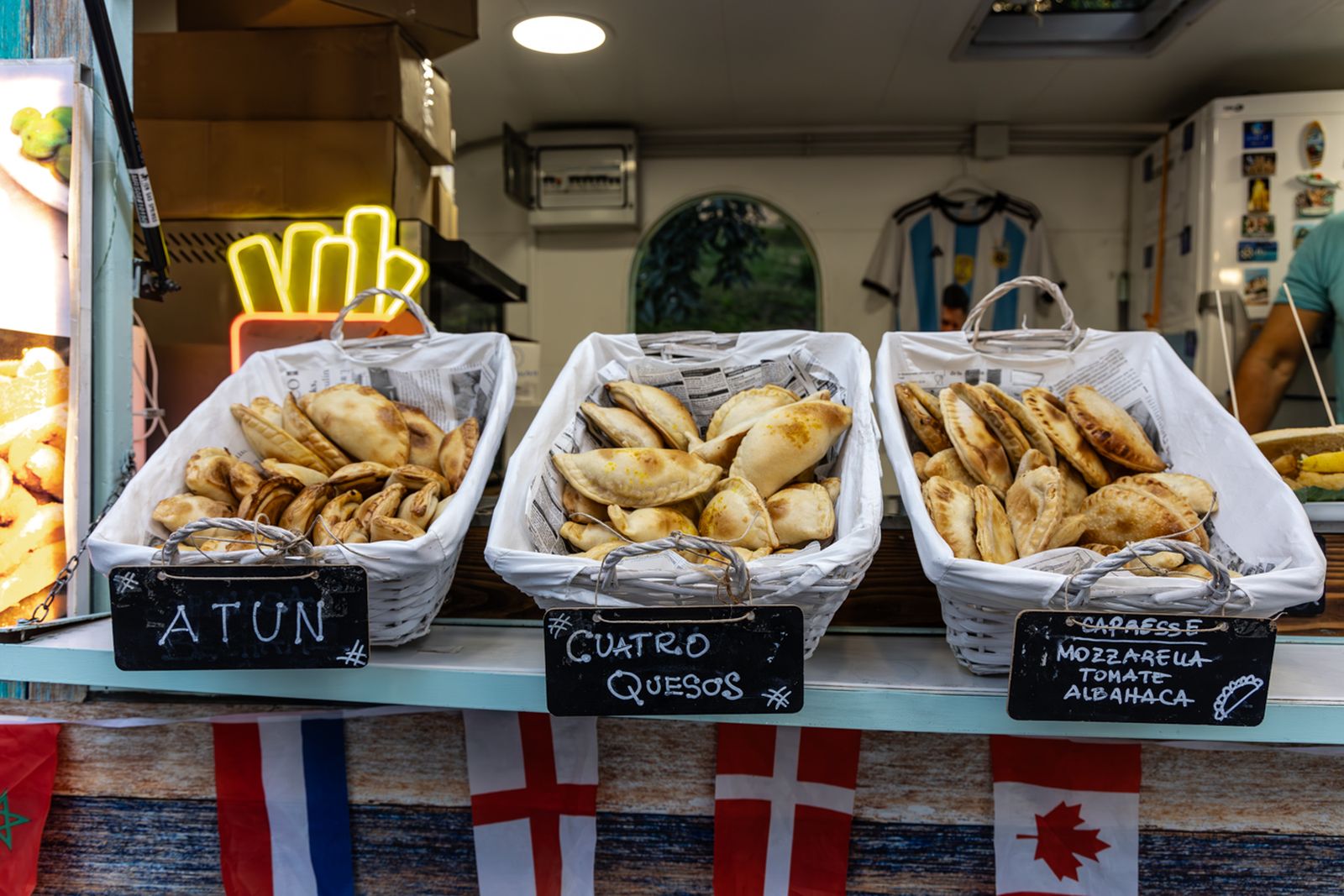 El Festival Mundial de Foodtrucks, en el Paseo de las Bicicletas, en imágenes