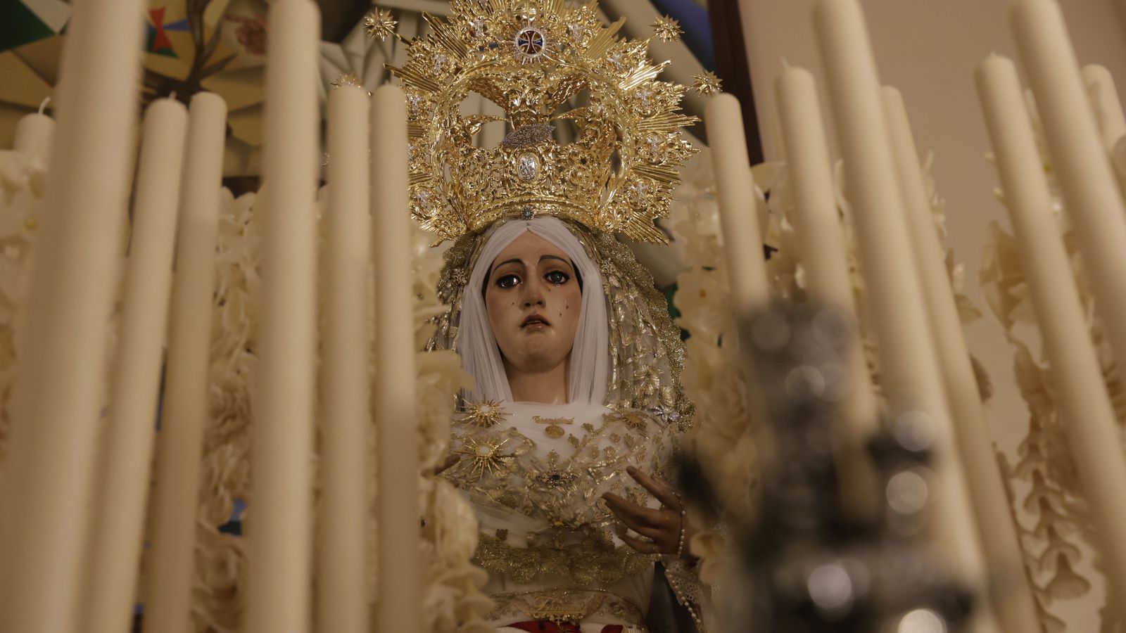 Preparativos en las iglesias de Algeciras para la Magna Mariana, en imágenes