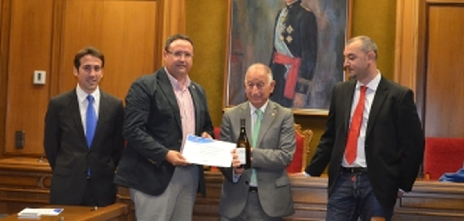 Diputación premia a 8 bodegas en su concurso de vinos blancos, rosados y espumosos