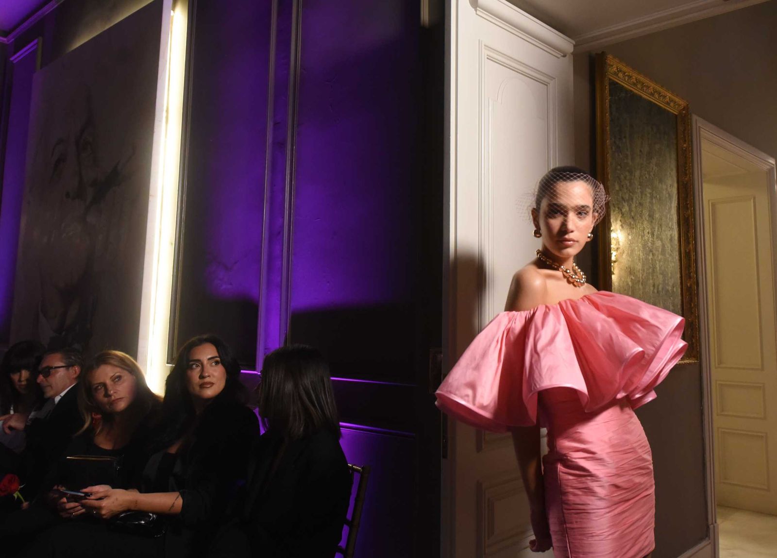 Desfile de Andrew Pocrid en La Casa de Manolete Bistró