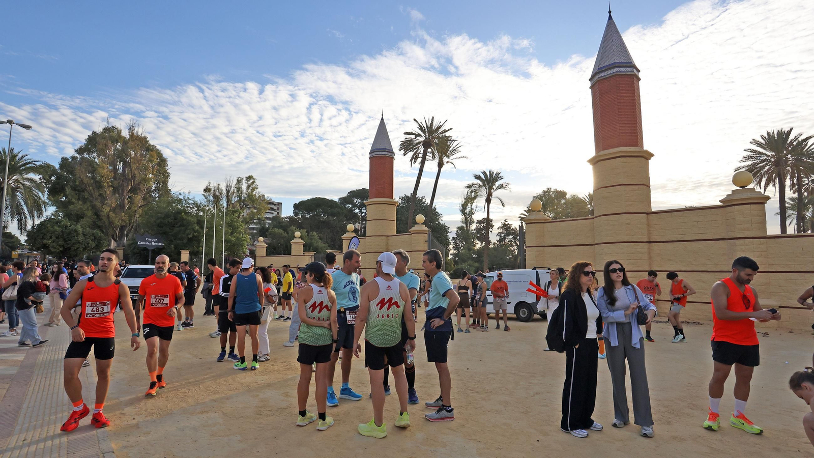 Búscate en la Media Maratón de Jerez 2025 (1)
