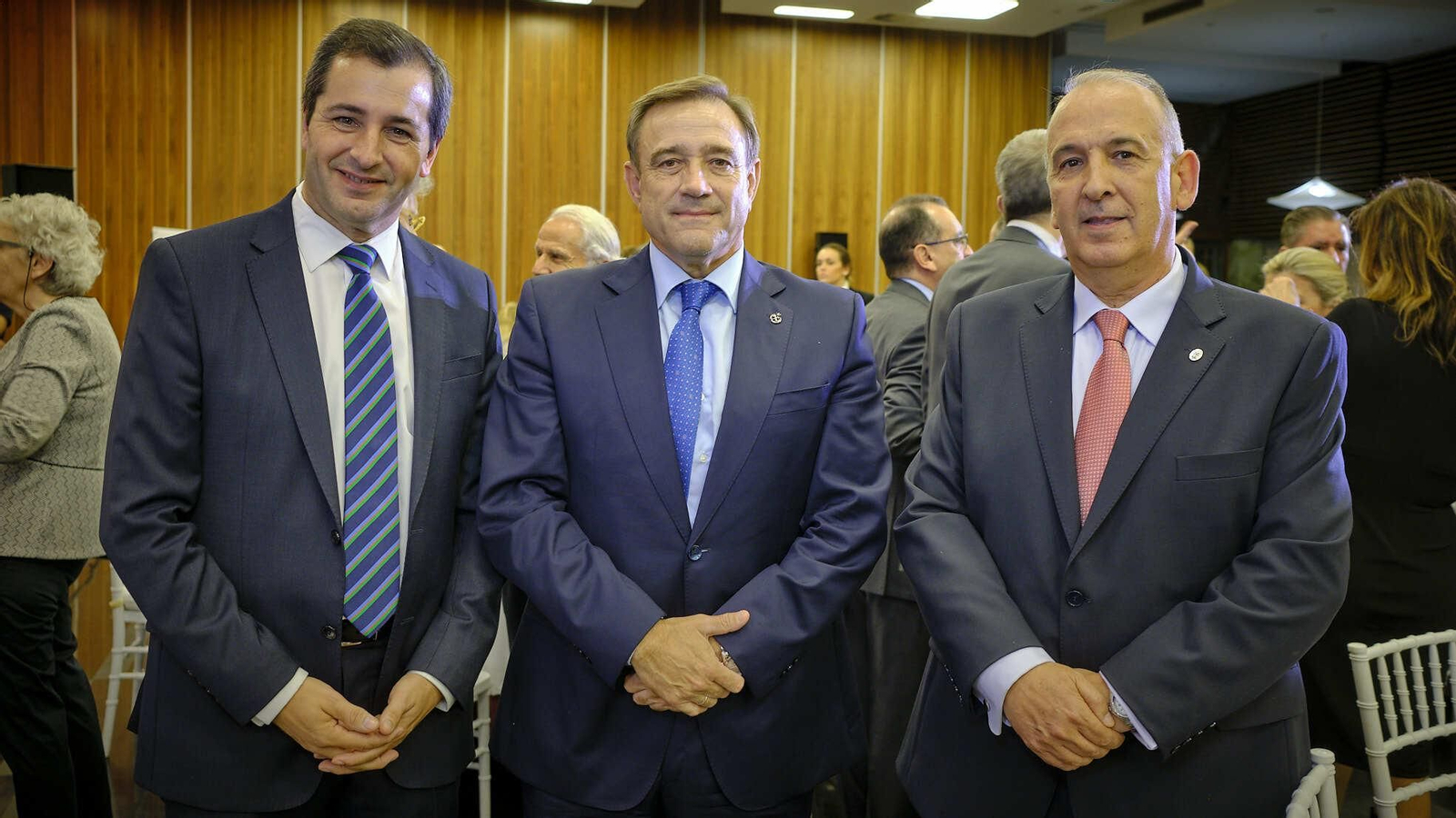 Entrega del premio Federico Joly a Augusto Delkáder