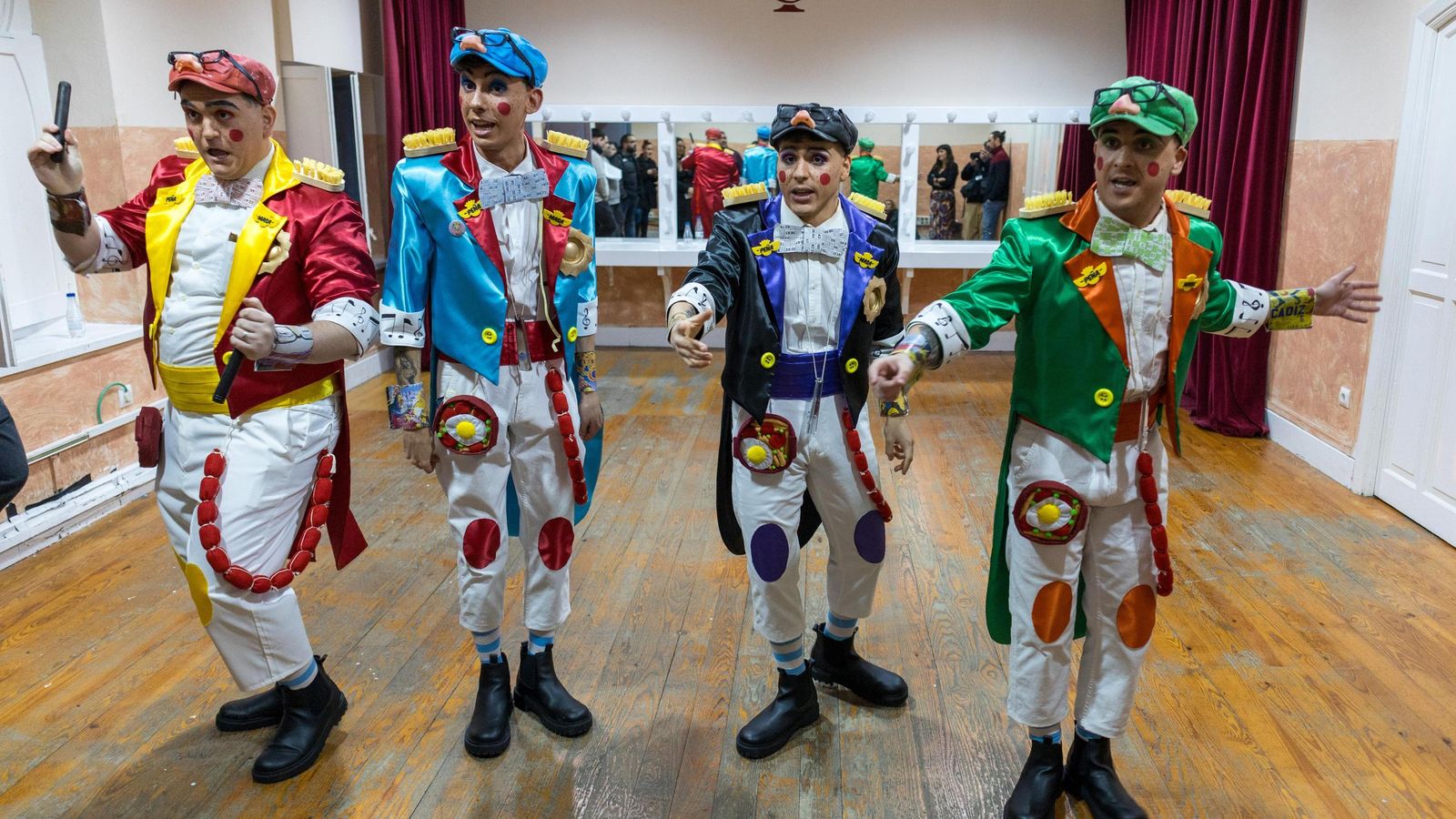 Búscate entre las mejores imágenes de la décima sesión de preliminares del COAC 2025