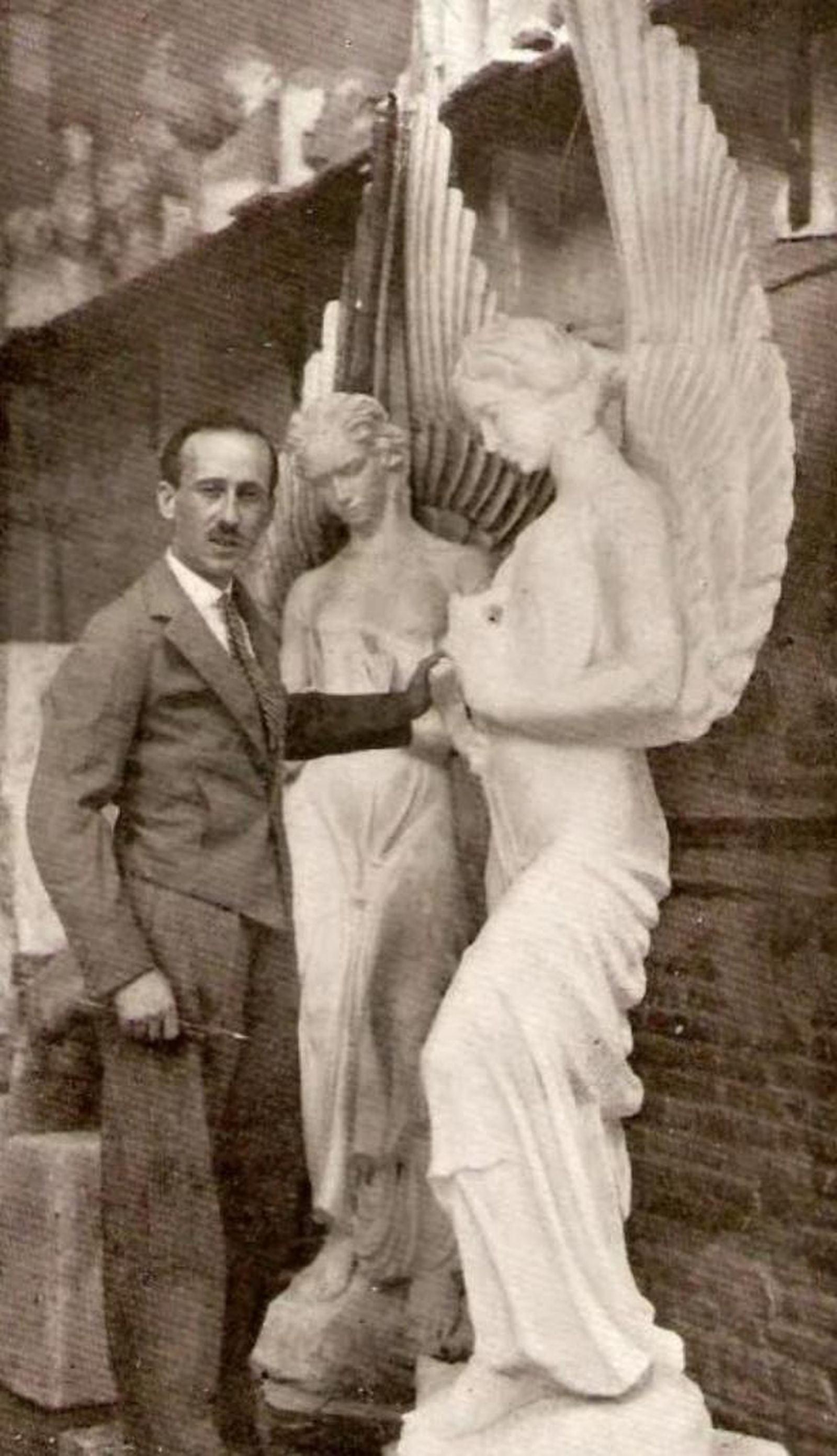 El escultor Juan Cristóbal. Granadino de vocación