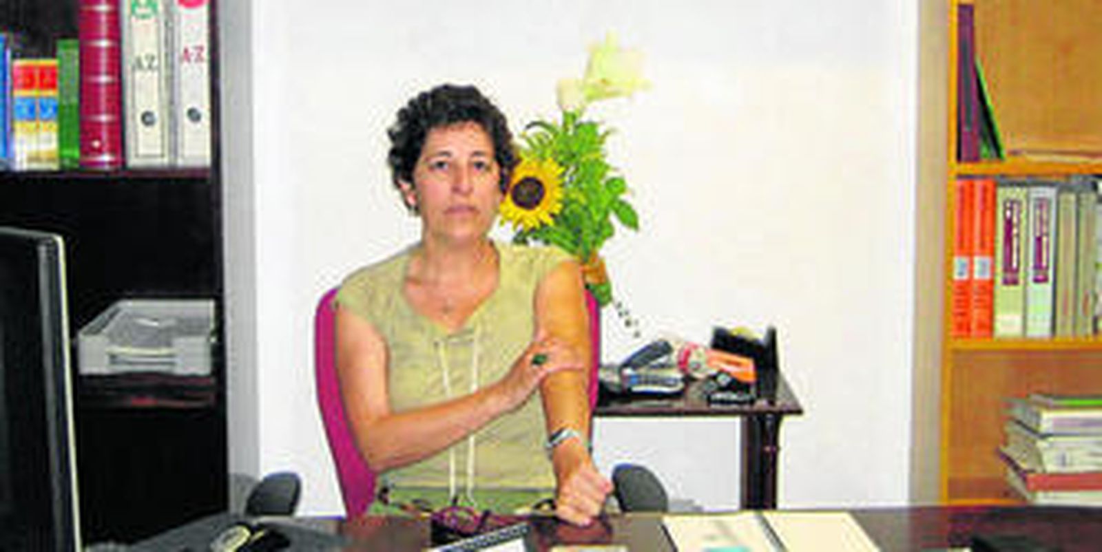 Pilar Sánchez, en su despacho de la Biblioteca de Humanidades.