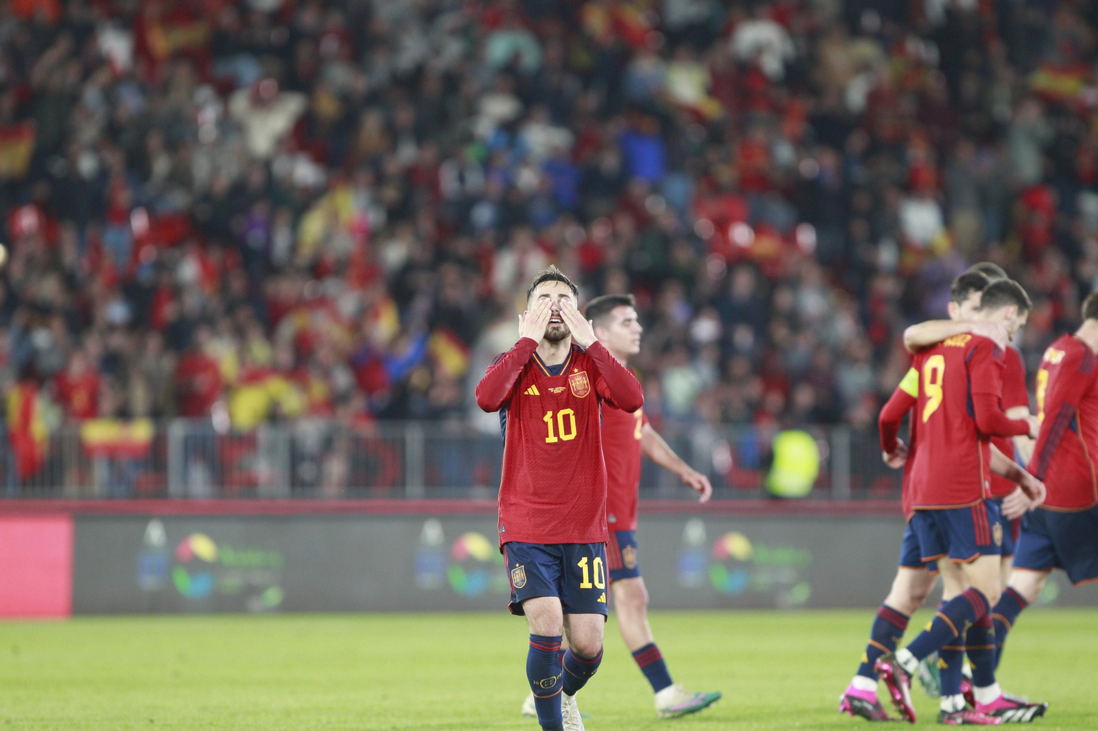 Imágenes del partido de fútbol amistoso entre las selecciones de España y Suiza Sub 21, disputado en Almería