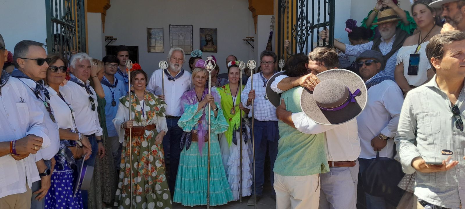 Imágenes de la llegada a la Aldea y presentación de la Hermandad del Rocío de Jerez