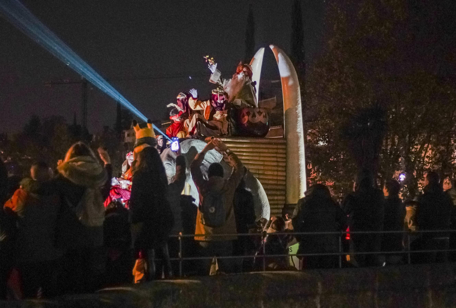 La cabalgata de los Reyes Magos de Granada, en imágenes