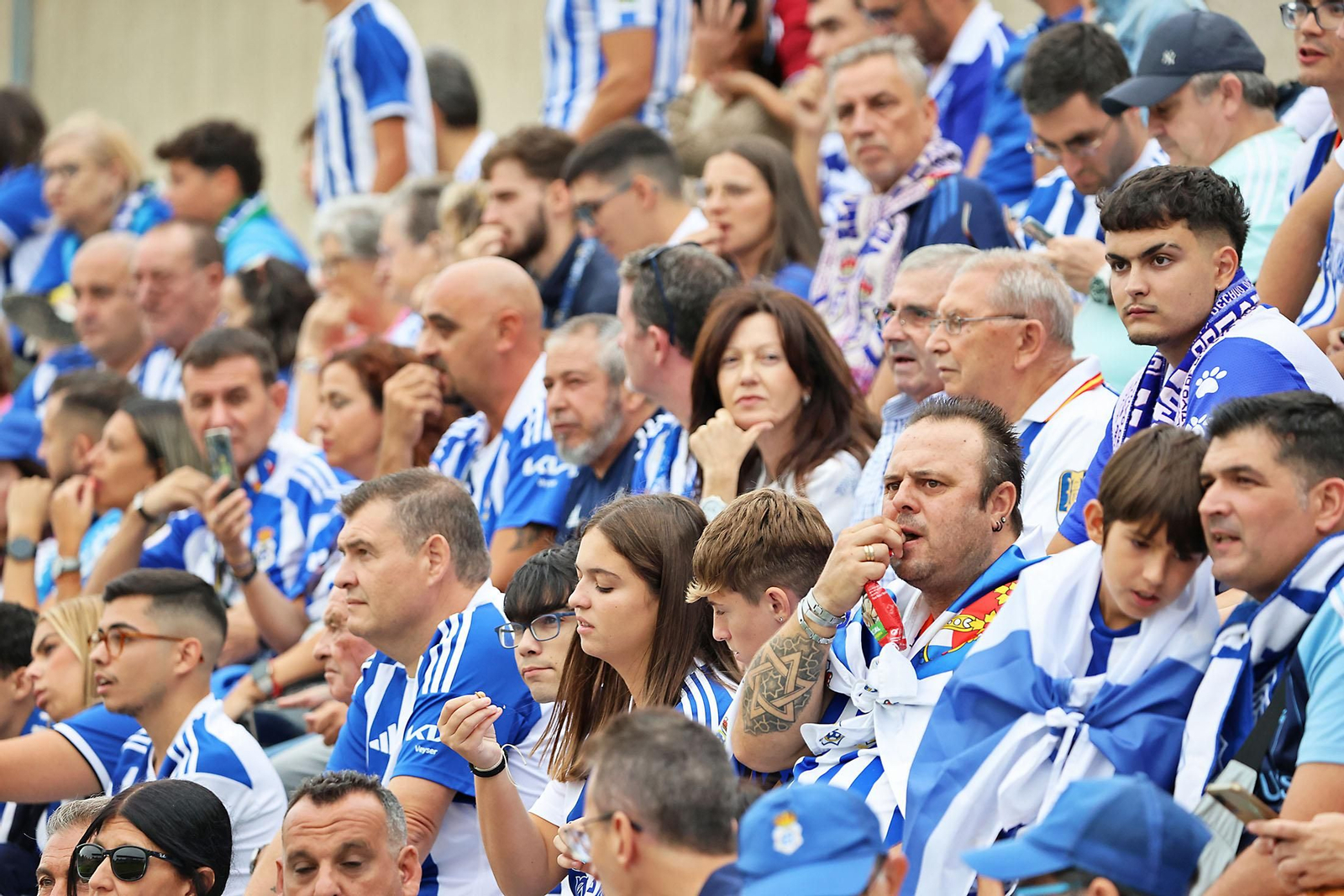 Búscate en las gradas del Betis Deportivo-Recreativo de Huelva