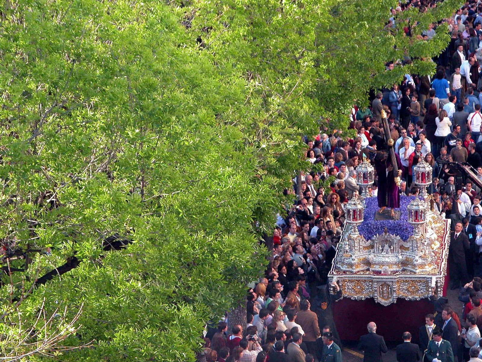 Las mejores imágenes del Santo Entierro Grande de 2004