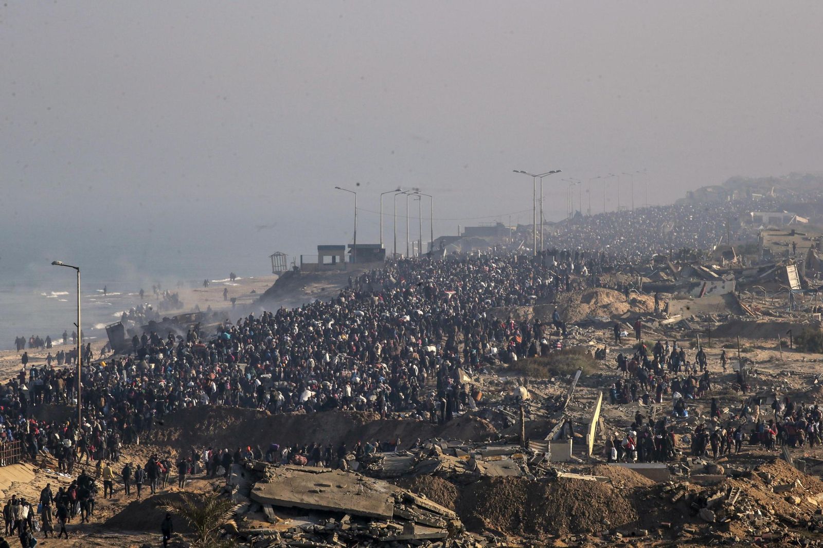 El retorno masivo de palestinos al norte de la Franja de Gaza