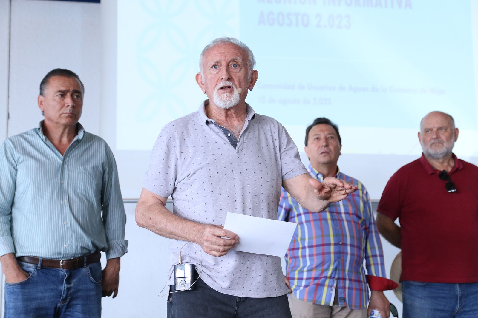 La Mesa del Agua se concentra contra la rebaja en el suministro de agua desde la desaladora de Carboneras