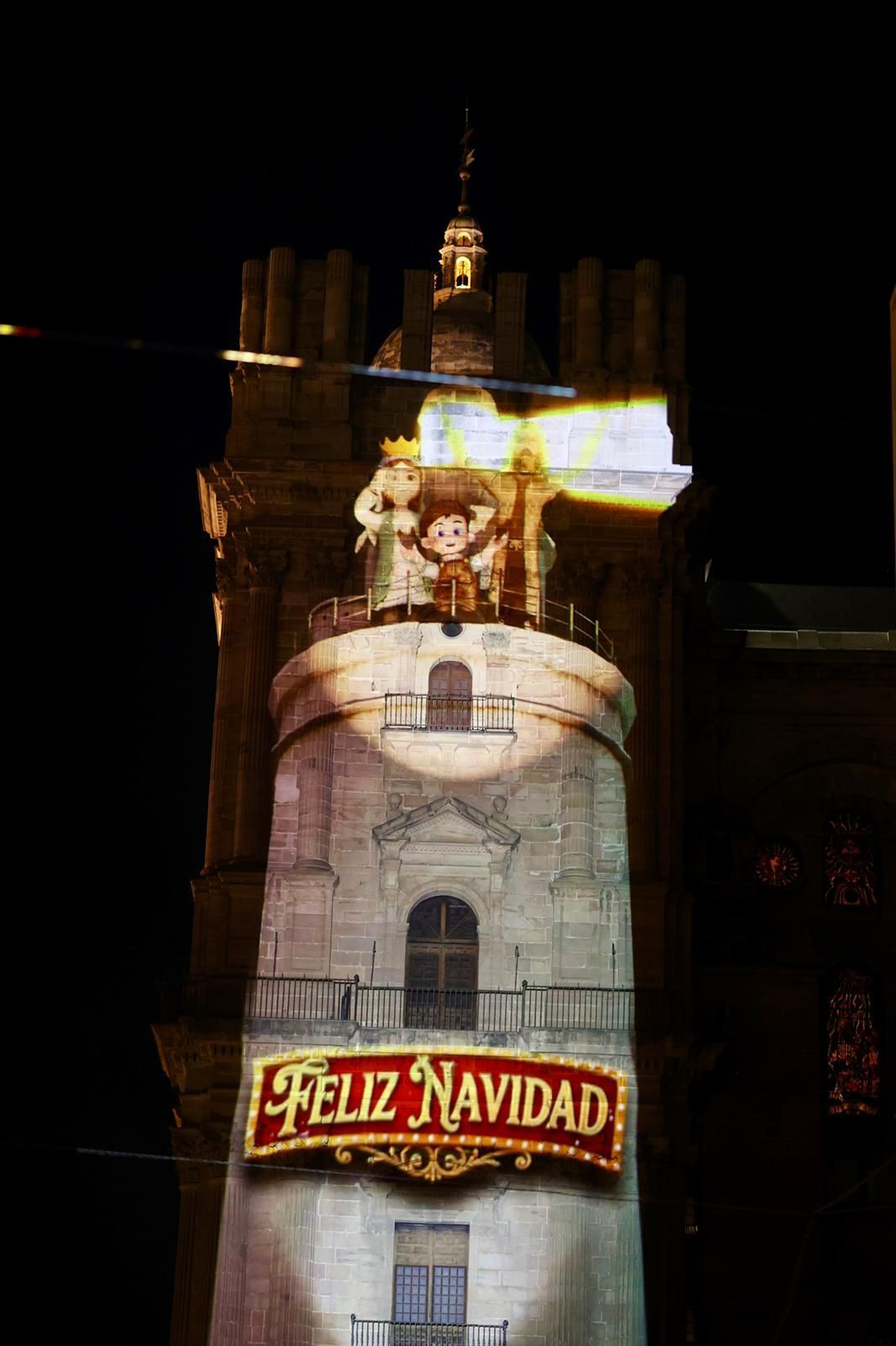 Málaga estrena el 'videomapping' de la Catedral para celebrar la Navidad