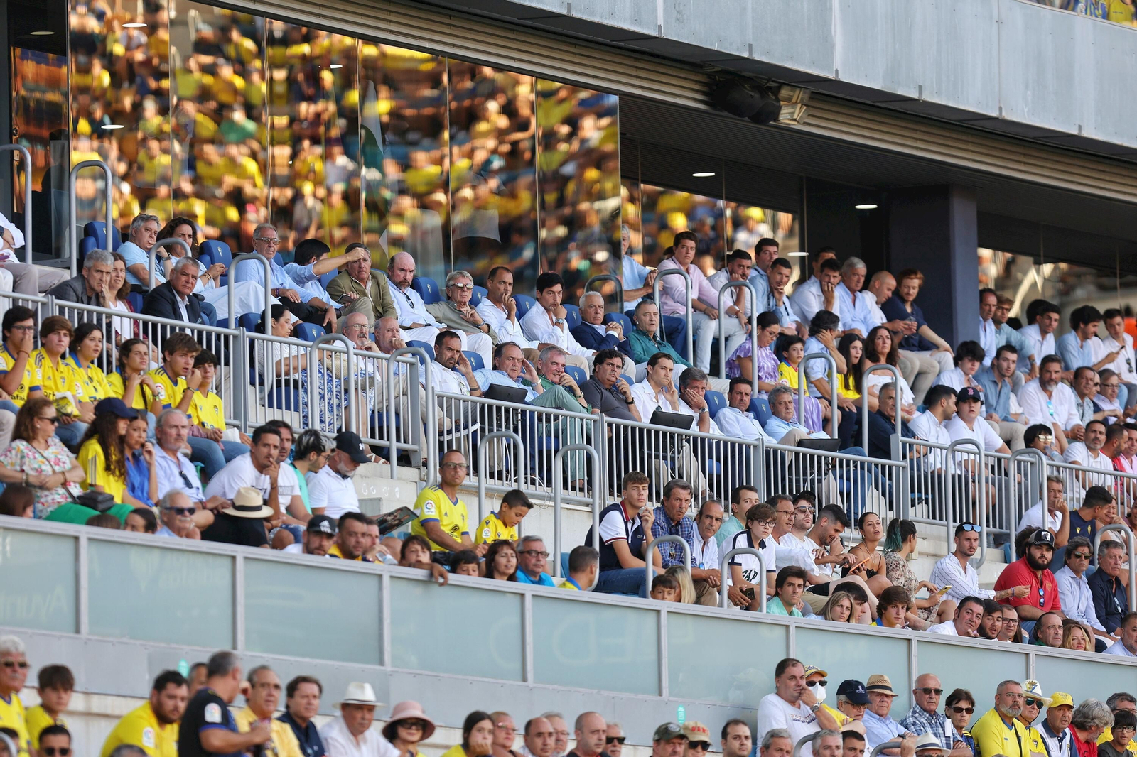 Búscate entre las imágenes del Cádiz - Real Sociedad