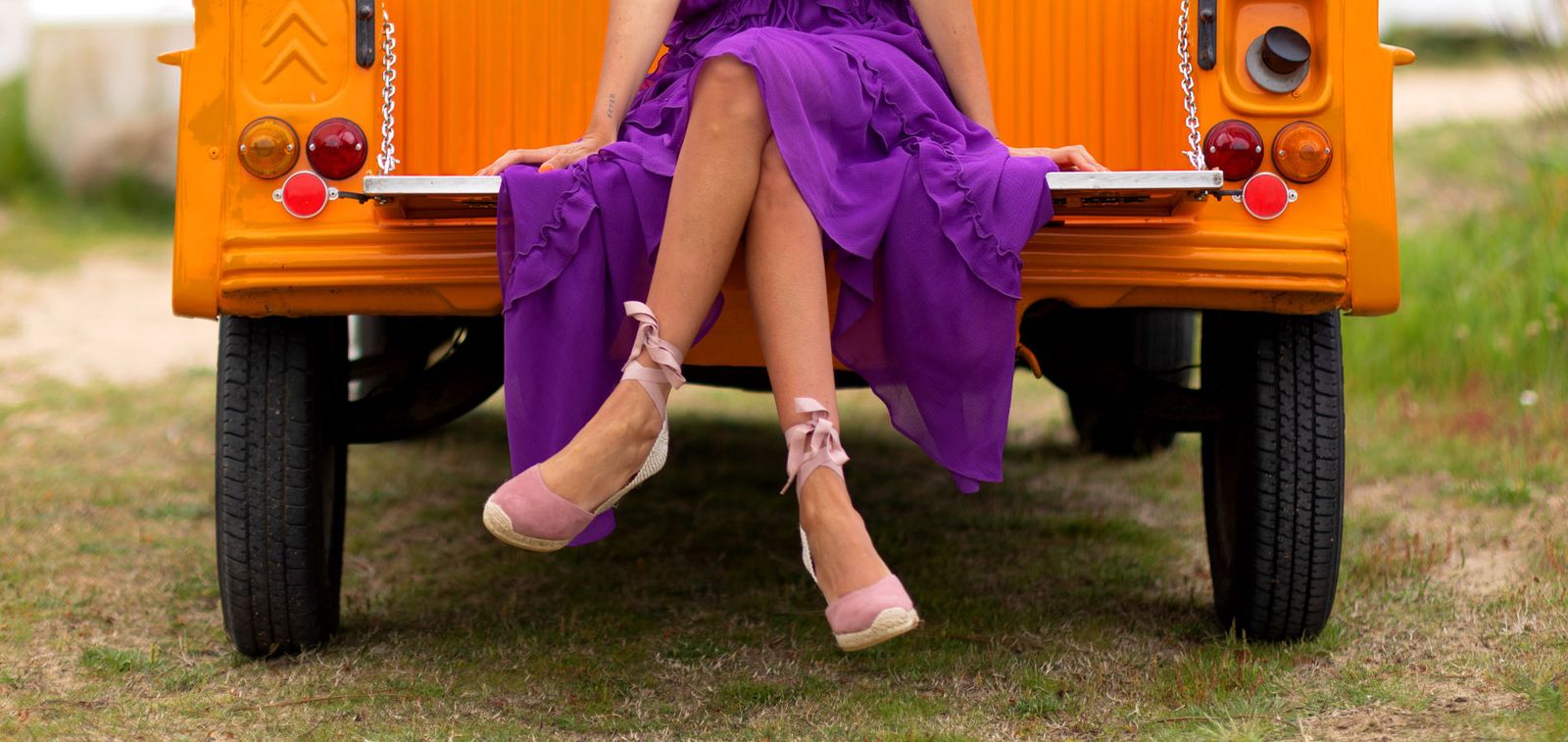 Alpargatas Viguera tiene la versión low cost de las cuñas que lucen Jill Biden y la Reina Letizia