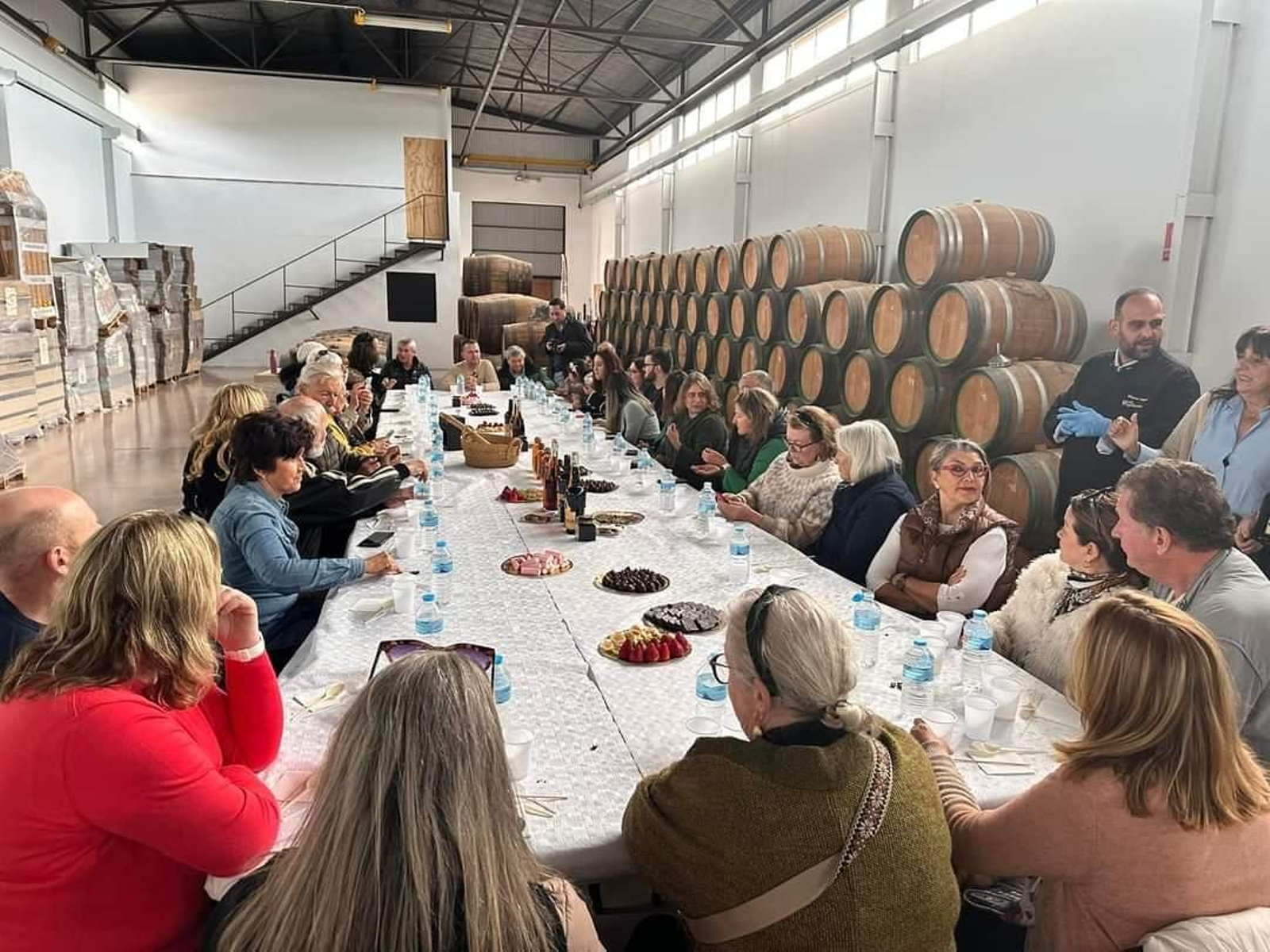 La Costa celebra una jornada de maridaje de ron de azúcar de caña y chocolate artesano